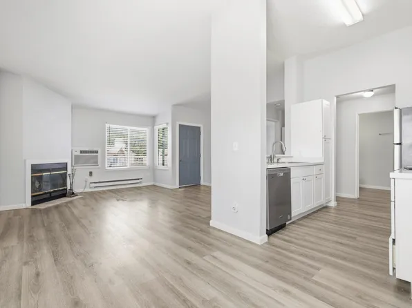 3 Lancaster Cir APT 209, Bay Point, CA 94565