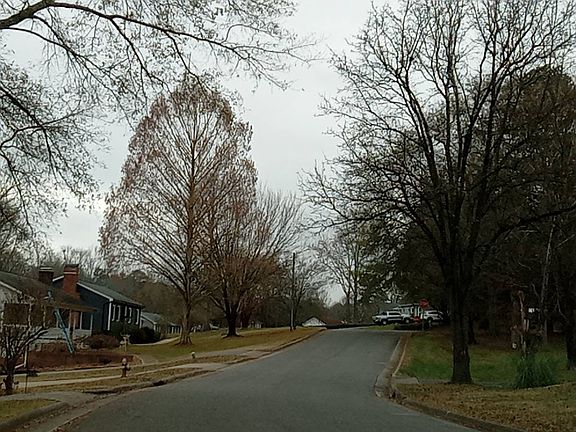 4th image of 2140 21st St NE