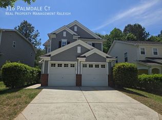 316 Palmdale Ct, Holly Springs, NC 27540