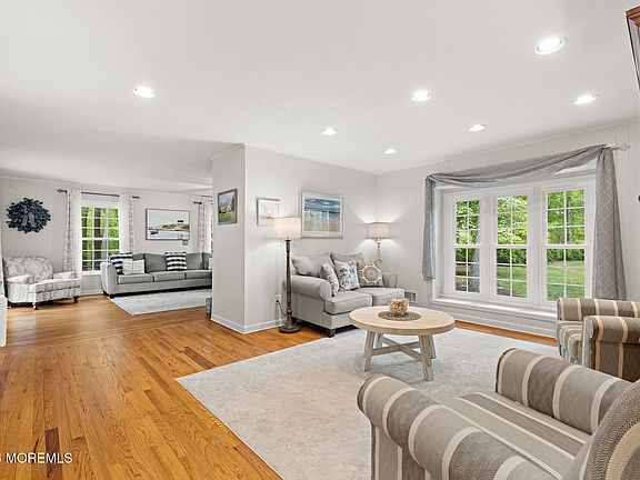 5th image of 18 Lefferts Court