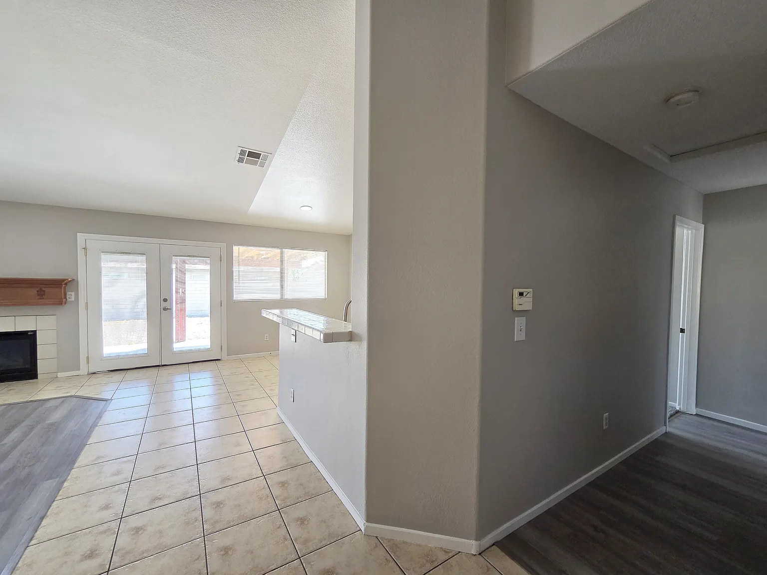 3 bed, 1304 sqft, $1,895 — Photo 4