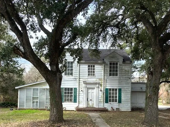 607 N Washington St, Victoria, TX 77901