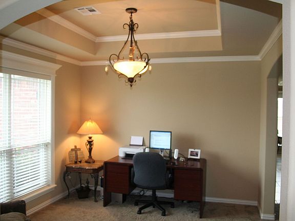 Formal Dining or Sittting Room