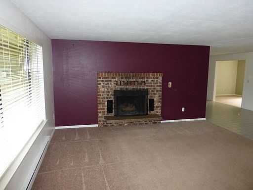 1st image of 9628 54th Pl NE