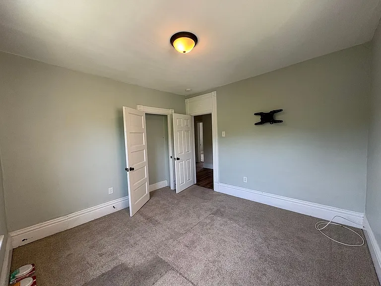 535 Marie Ave — Photo 16