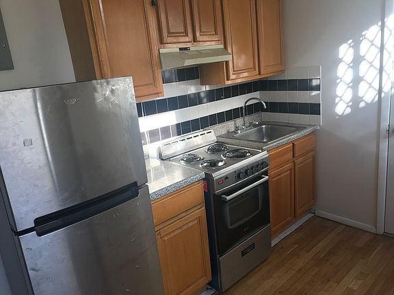 2nd image of 58 E 1st St #5FF