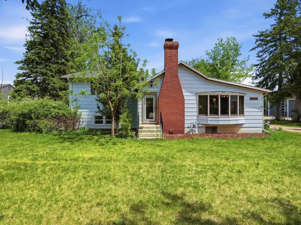 1830 Sun Valley Dr, Rapid City, SD 57702