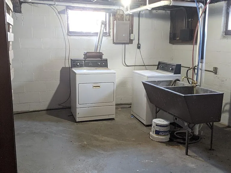 579 Eustis St — Photo 22