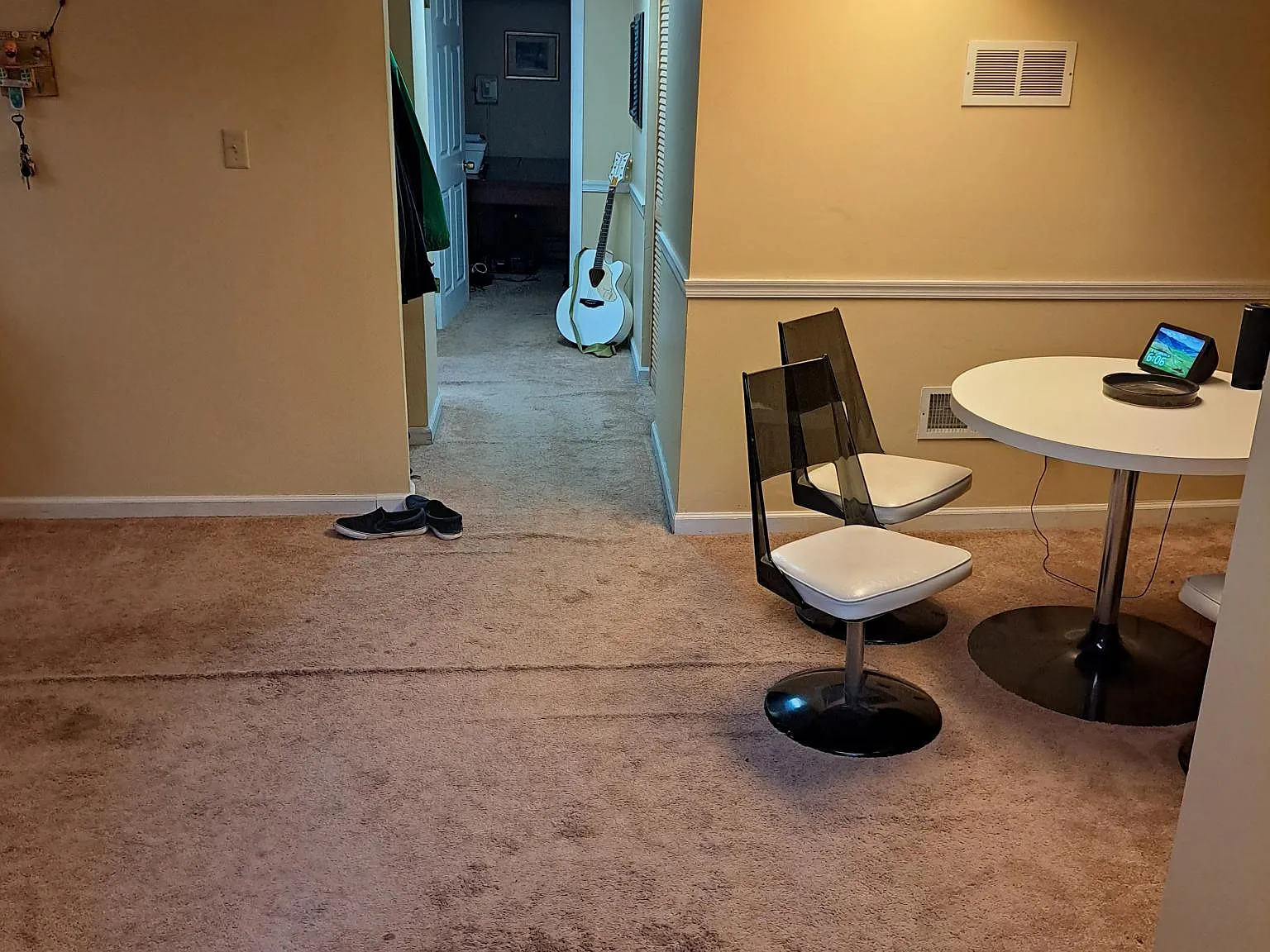 2 bed, 1000 sqft, $1,400 — Photo 4