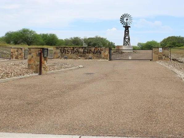 266 Vista Dr, Sandia, TX 78383