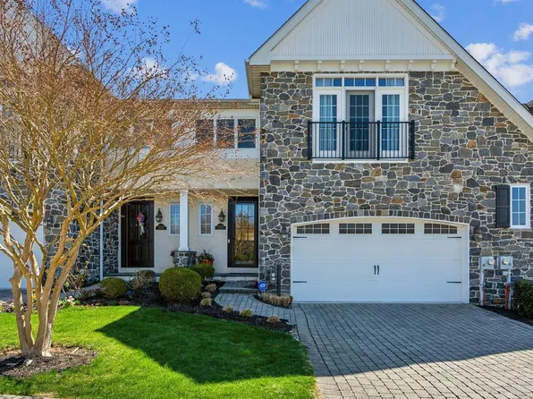 235 Caleb Dr #19, West Chester, PA 19382
