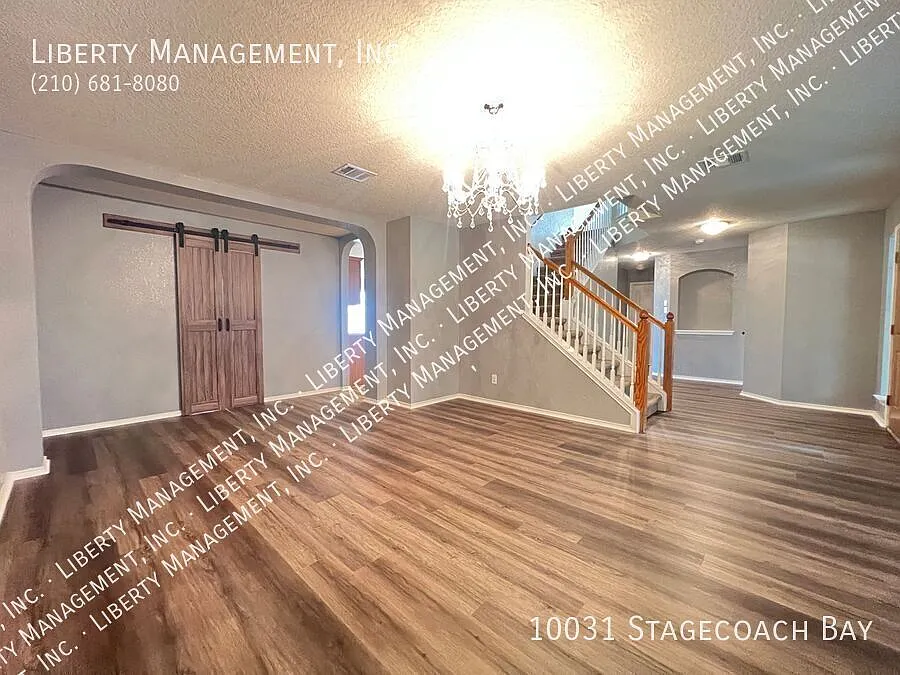 3 Bedroom, 2.5 Bath Home in Wildhorse — Photo 3