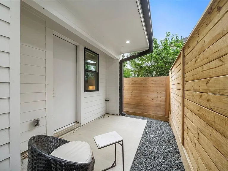 3511 Hutchins St — Photo 22