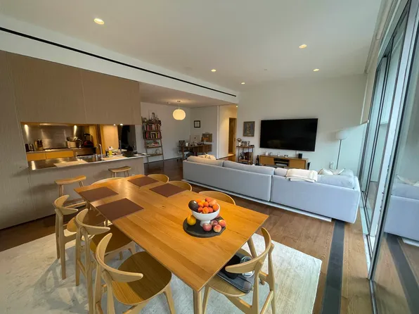 527 West 27th Street 5C image 3 of 27