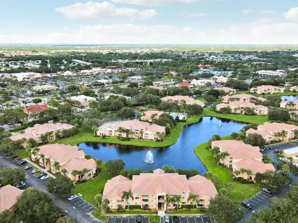 251 SW Palm Dr APT 204, Port Saint Lucie, FL 34986