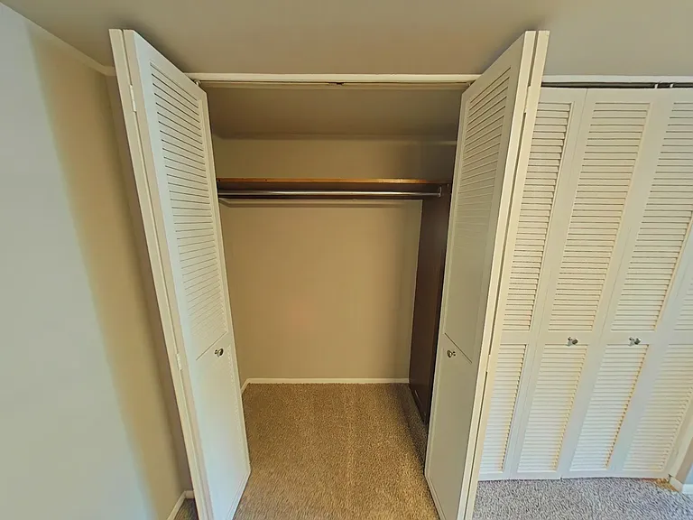 Woodland Reserve Apartments — Photo 46