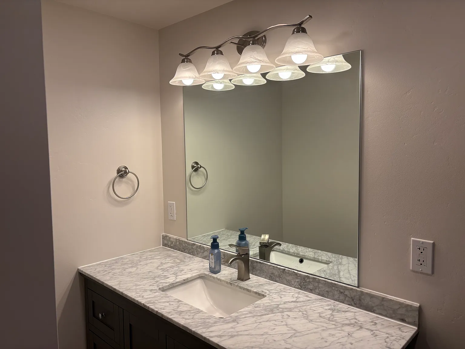 3 bed, 1550 sqft, $2,500 — Photo 4