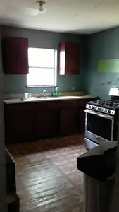 1057 S San Joaquin Ave, San Antonio, TX, 78237