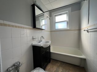 61 E Edsall Blvd APT B1, Palisades Park, NJ