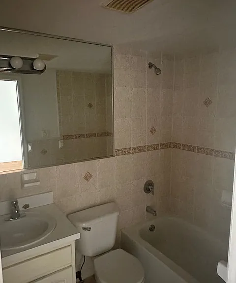 1417 Stanley Ave #1 — Photo 4