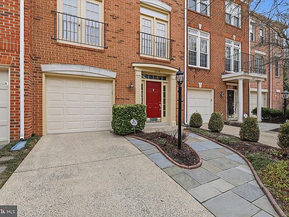 3rd image of 1319 Sundial Dr