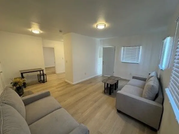 234 E 51st St, Los Angeles, CA 90011