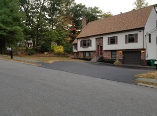 12 Richard Rd, Burlington, MA 01803