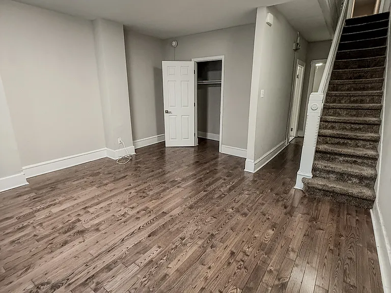 4036 Locust St #H — Photo 10