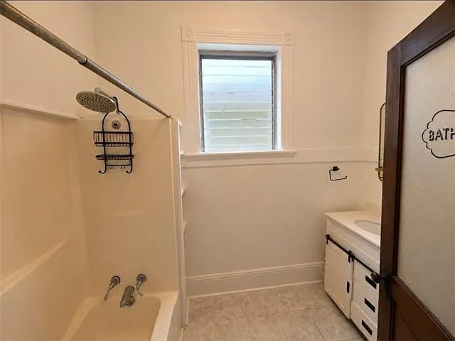 423 S Genois St — Photo 5