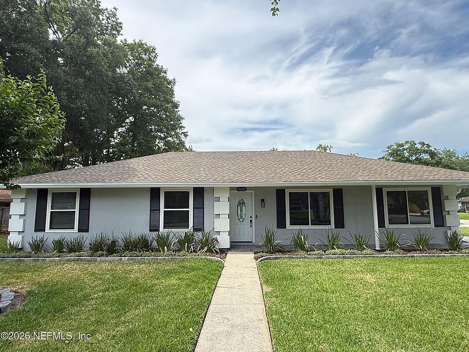 1st image of 11705 EDINBURGH Way