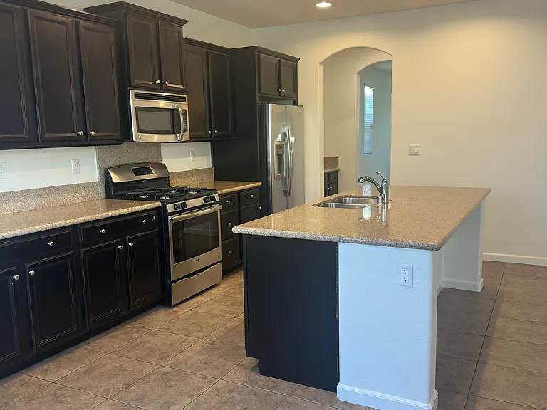 5711 Moonstone Peak Dr — Photo 1