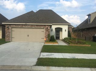 9123 Falling Oak Dr, Baton Rouge, LA 70817