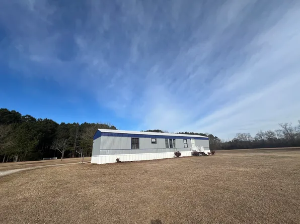 905 Obj Rd, Dunn, NC 28334