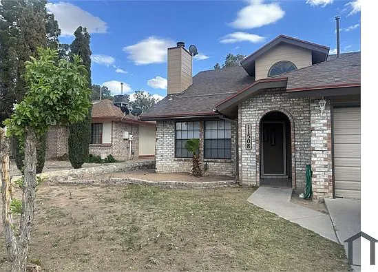 3 bed, 1188 sqft, $1,800 — Photo 2