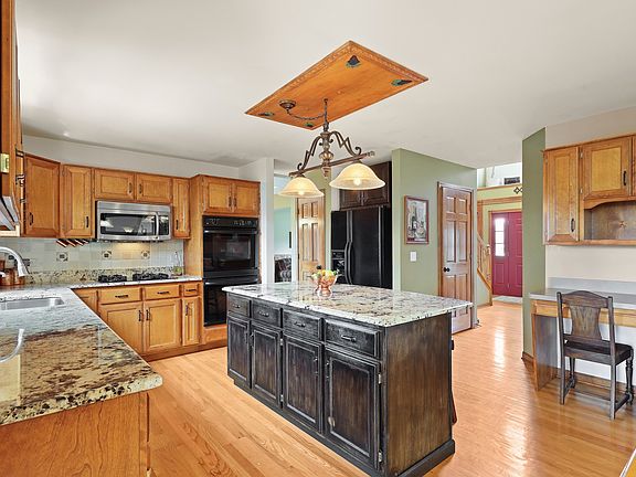 2nd image of 13160 Blackstone Ln