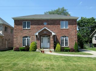 508 E Lincoln Ave, Des Plaines, IL 60018