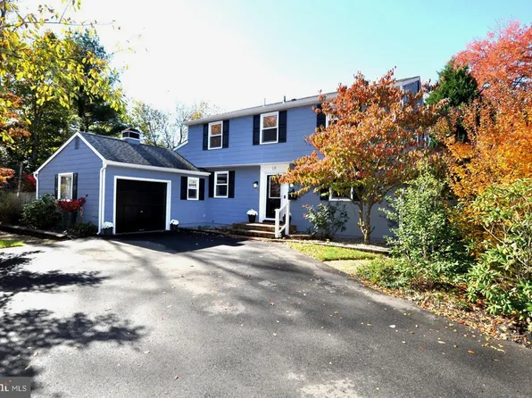 10 Blatherwick Dr, Berlin, NJ 08009