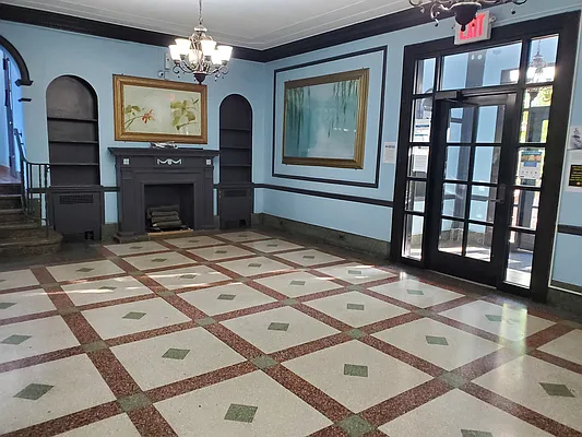 Rented by Akam Sales and Brokerage | media 5