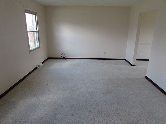 4th image of 1429 Kelvin Ct