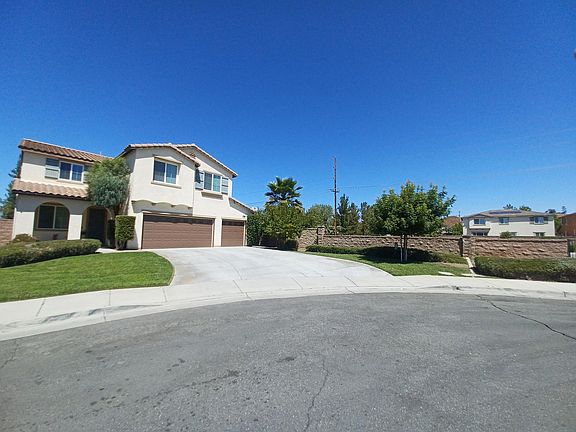 2nd image of 53021 Alba St
