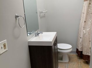 102 W Saint Charles Rd APT 2B, Lombard, IL 60148