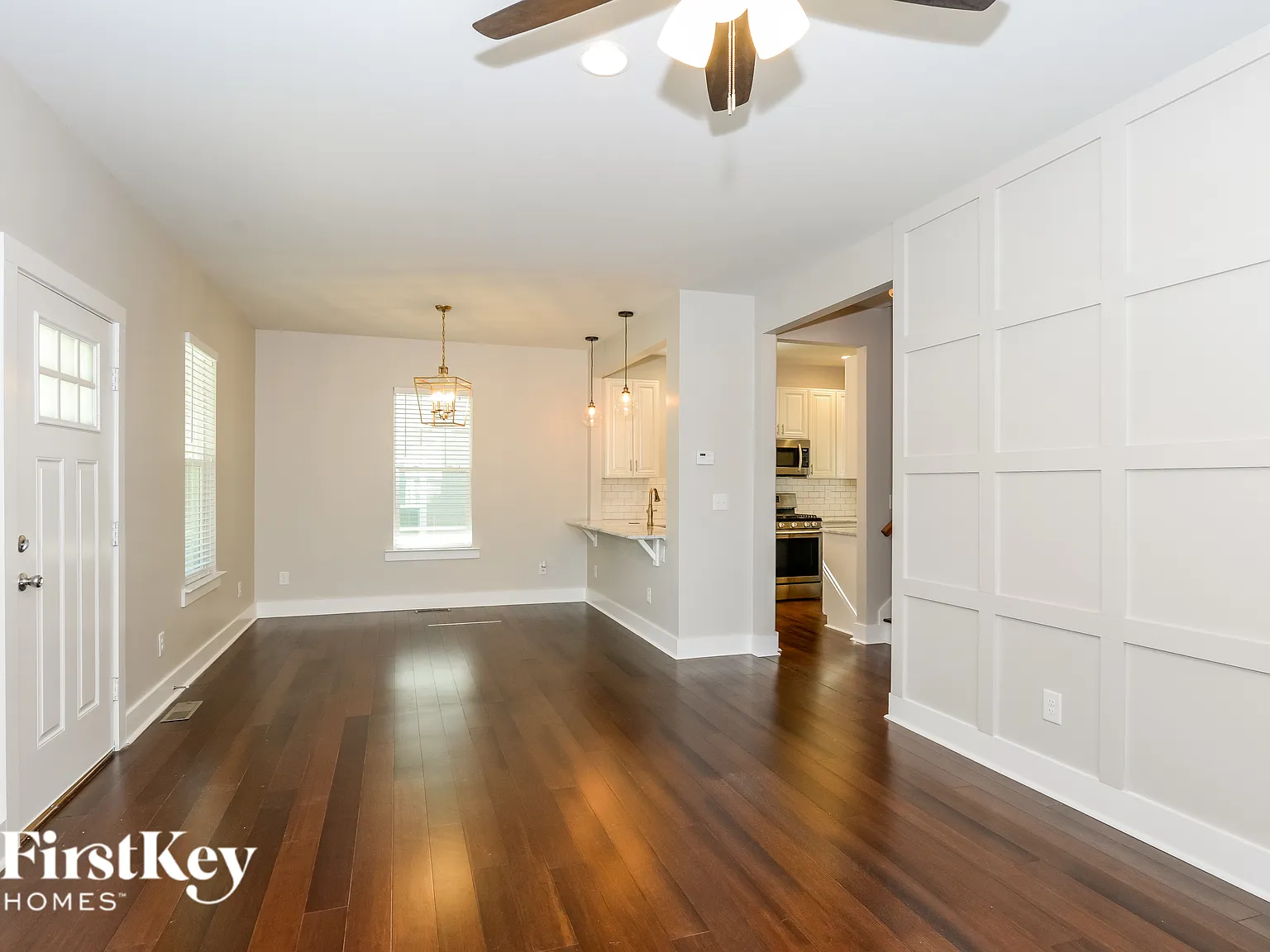 3 bed, 2.5 bath, 1359 sqft, $2,480 — Photo 4