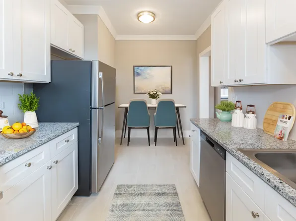 6822 N. Wayne, 6822 N Wayne Ave #E43f966fb, Chicago, IL 60626