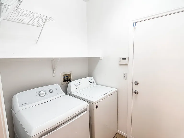 10005 W Cherokee Ave — Photo 22