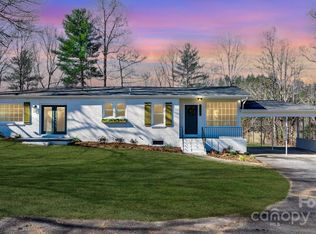 3863 River Rd, Morganton, NC 28655