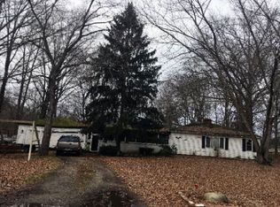 6247 Ferndale Rd, Ravenna, OH 44266