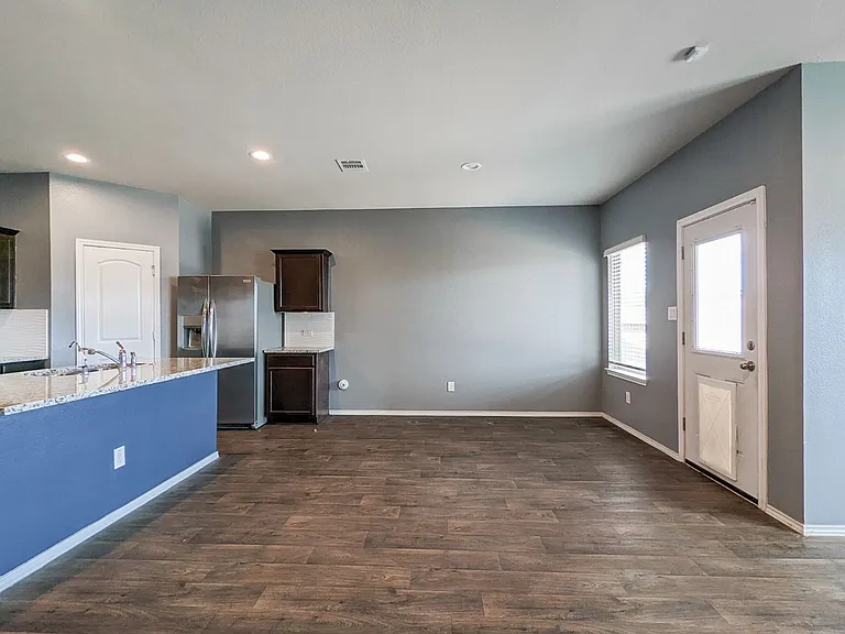 14541 Montclair Way — Photo 14