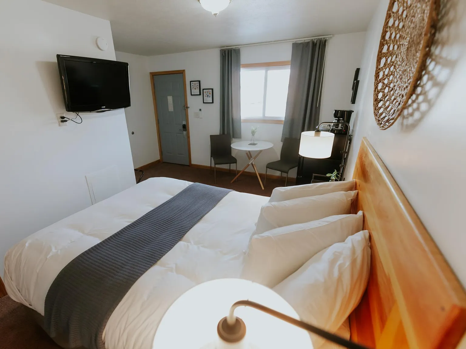 Studio, 200 sqft, $1,150 — Photo 4