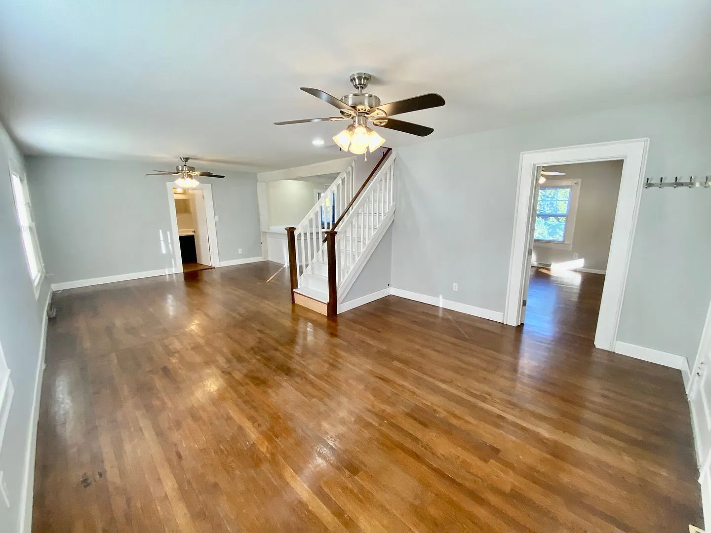 West AVL Farmhouse For Rent — Photo 4