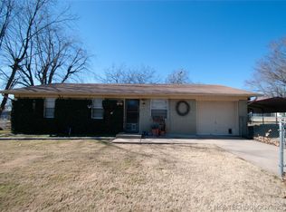 13898 S 302nd East Ave, Coweta, OK 74429